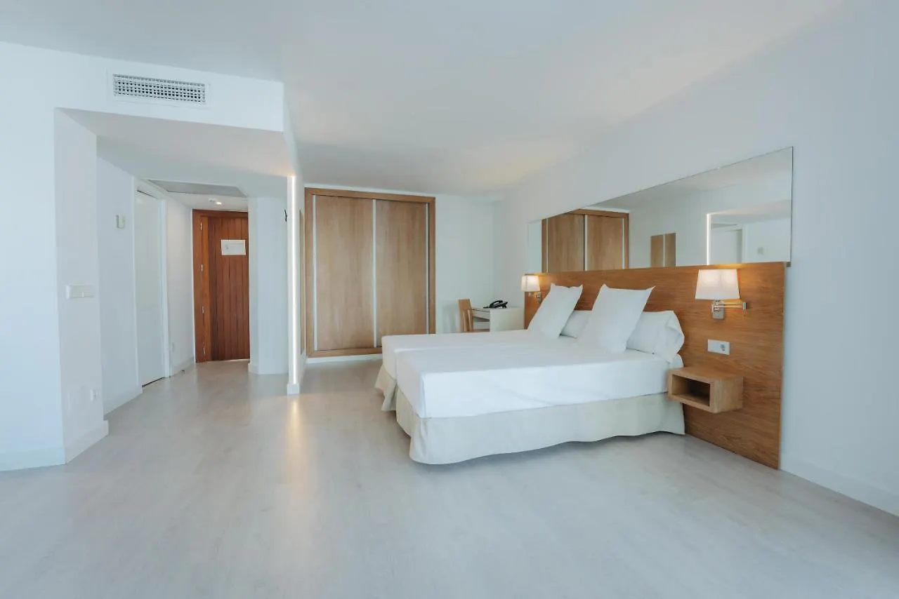 Aparthotel Ses Fotges Playa de Muro  4*, Playa de Muro (Mallorca) Španělsko